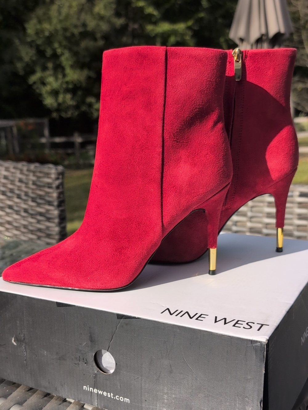 Nine West Red Suede Pointed Ankle Booties with Gold Heel Accent Size 8